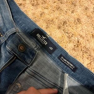 Hollister size 27 denim shorts stretch